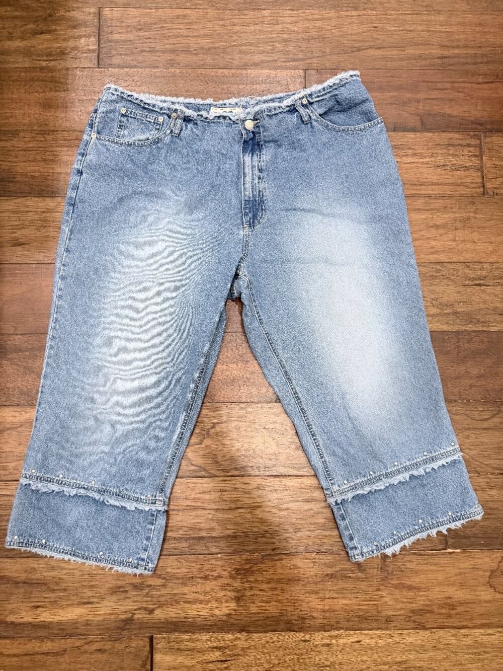 True Blue Plus Y2K Studded Wide Leg Crop Jeans Frayed Hem 40” Waist